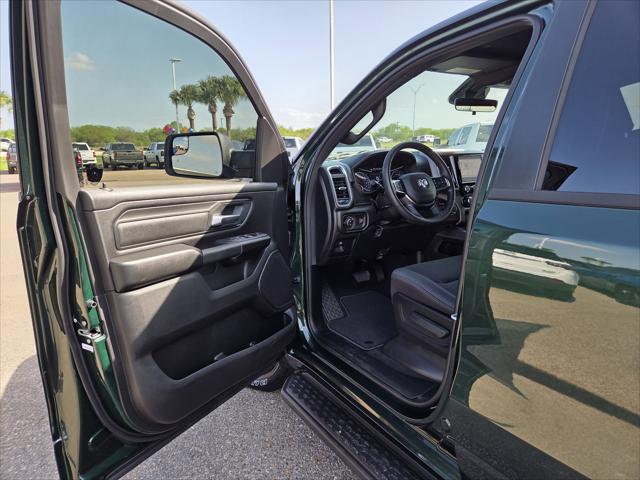 2026 Ram 1500 Express Crew Cab 4x4 5'7" Box