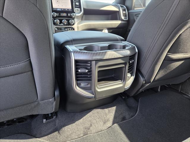 2026 Ram 1500 Express Crew Cab 4x4 5'7" Box