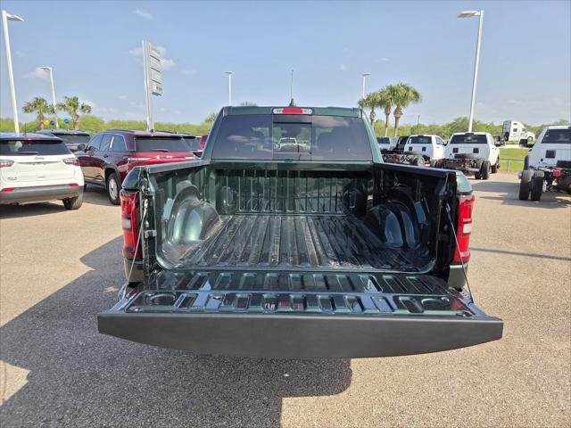 2026 Ram 1500 Express Crew Cab 4x4 5'7" Box
