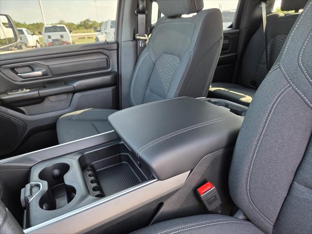 2026 Ram 1500 Express Crew Cab 4x4 5'7" Box