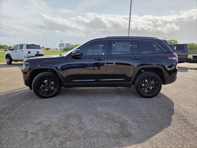 2026 Jeep Grand Cherokee Altitude 4x4