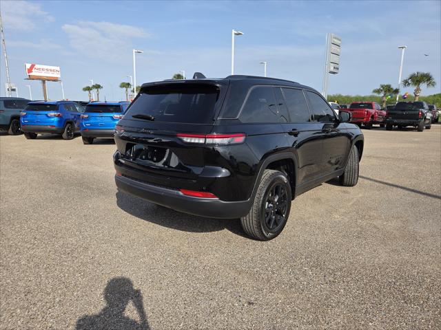 2026 Jeep Grand Cherokee Altitude 4x4