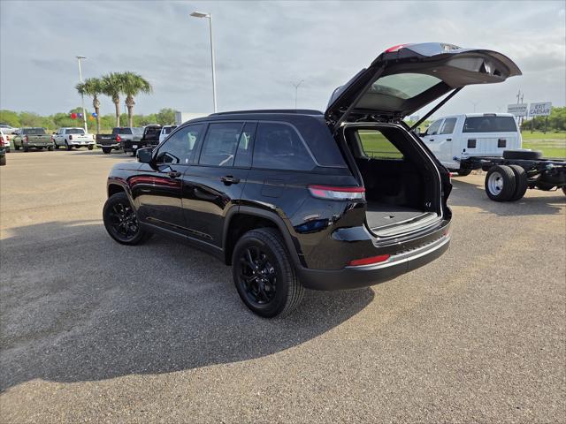 2026 Jeep Grand Cherokee Altitude 4x4