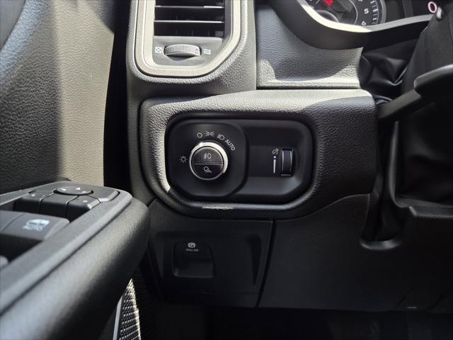 2026 Ram 1500 Express Quad Cab 4x2 6'4" Box