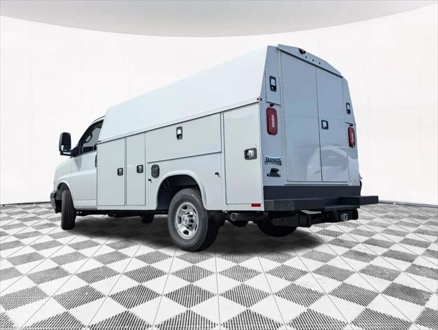 2026 Chevrolet Express Cutaway Work Van