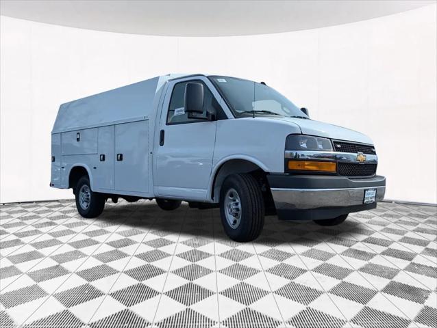 2026 Chevrolet Express Cutaway Work Van