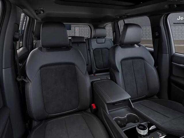 2026 Jeep Grand Cherokee Altitude 4x2
