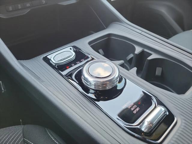 2026 Jeep Cherokee Laredo 4x4