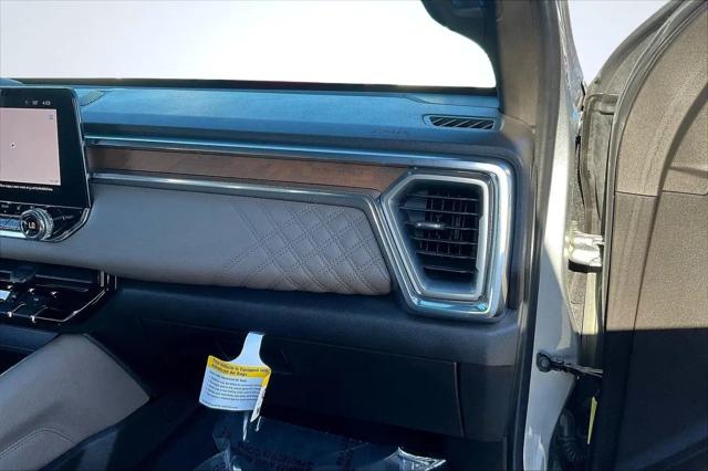 2024 GMC Canyon 4WD Denali