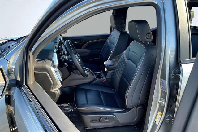 2024 GMC Canyon 4WD Denali