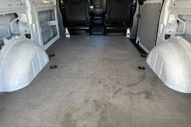 2023 Mercedes-Benz Metris Standard