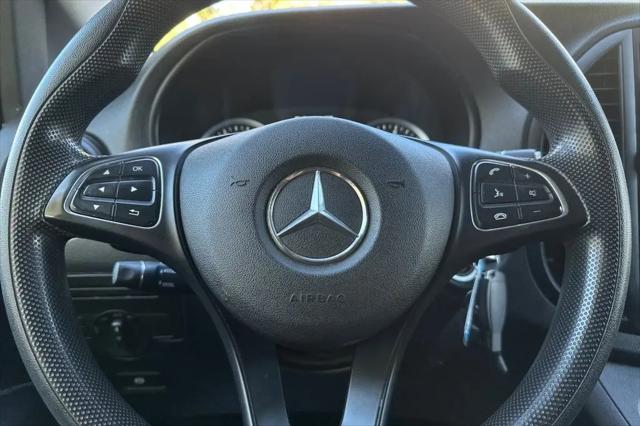 2023 Mercedes-Benz Metris Standard
