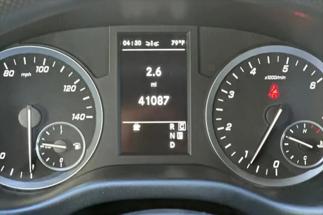 2023 Mercedes-Benz Metris Standard