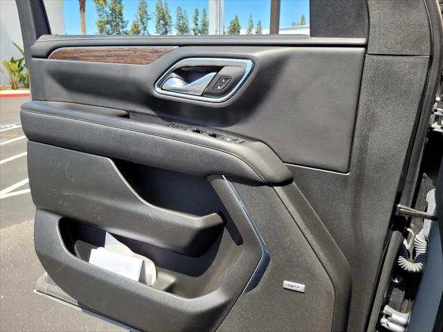 2024 Chevrolet Suburban 2WD Premier