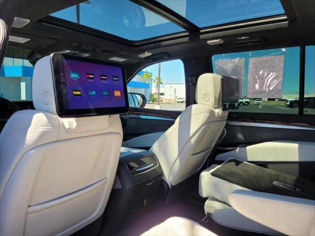2025 Cadillac Escalade Sport Platinum
