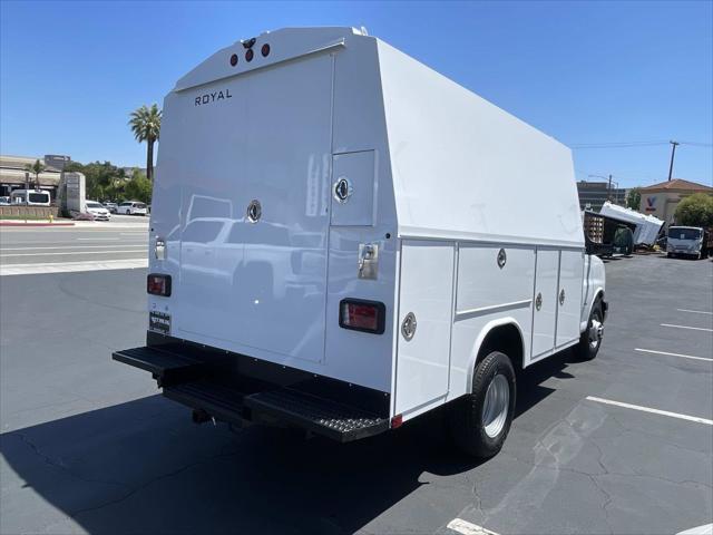 2026 GMC Savana Cutaway Work Van