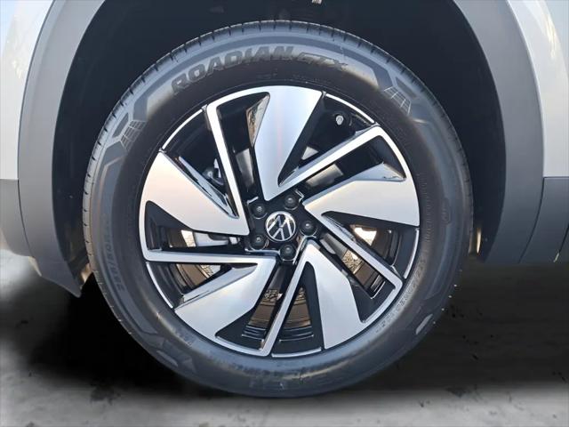 2026 Volkswagen Atlas SE with Technology