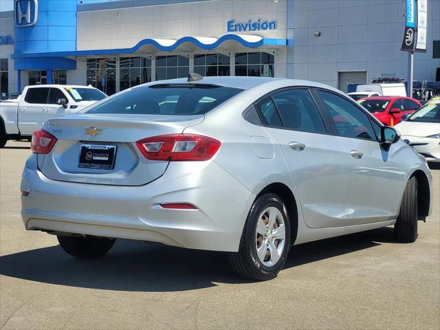 2017 Chevrolet Cruze LS Auto