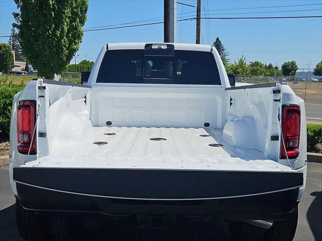 2026 Ram 3500 Tradesman Crew Cab 4x4 8' Box
