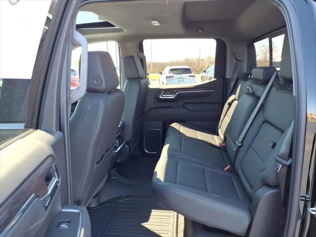 2026 GMC Sierra 1500 Crew Cab, Short Bed, SLT, 4WD