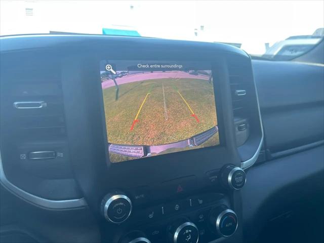 2019 Ram 1500 Big Horn/Lone Star Crew Cab 4x4 57 Box