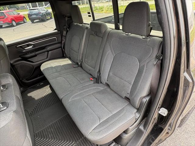 2019 Ram 1500 Big Horn/Lone Star Crew Cab 4x4 57 Box