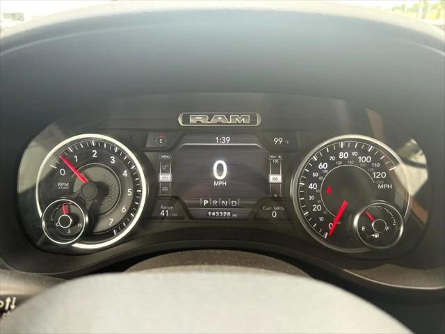 2019 Ram 1500 Big Horn/Lone Star Crew Cab 4x4 57 Box