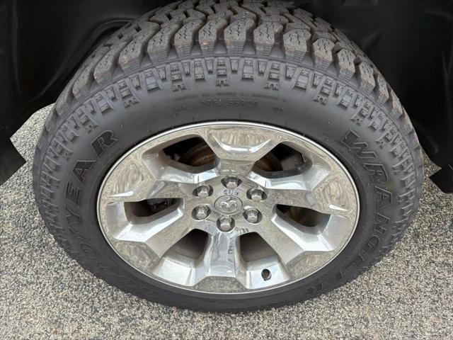2019 Ram 1500 Big Horn/Lone Star Crew Cab 4x4 57 Box