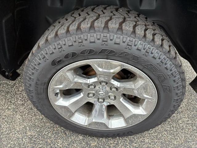 2019 Ram 1500 Big Horn/Lone Star Crew Cab 4x4 57 Box
