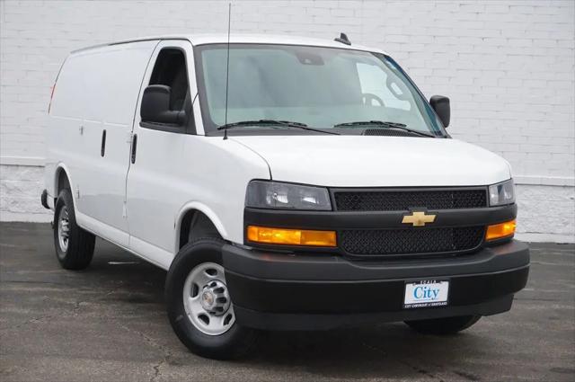 2026 Chevrolet Express Cargo Van 2500 Regular Wheelbase, WT, RWD