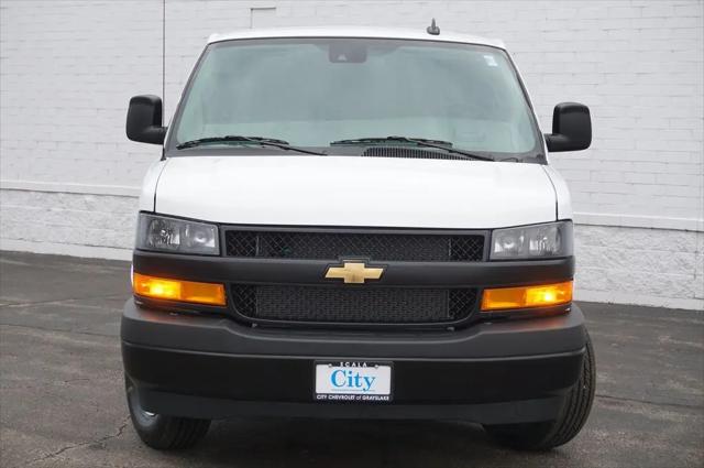 2026 Chevrolet Express Cargo Van 2500 Regular Wheelbase, WT, RWD