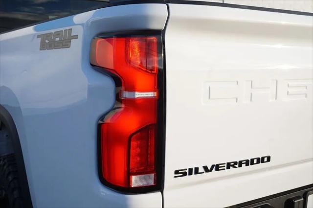 2026 Chevrolet Silverado 2500HD Crew Cab, Standard Bed, LT, 4WD
