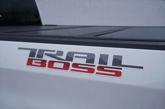 2025 Chevrolet Silverado 1500 4WD Crew Cab Short Bed Custom Trail Boss