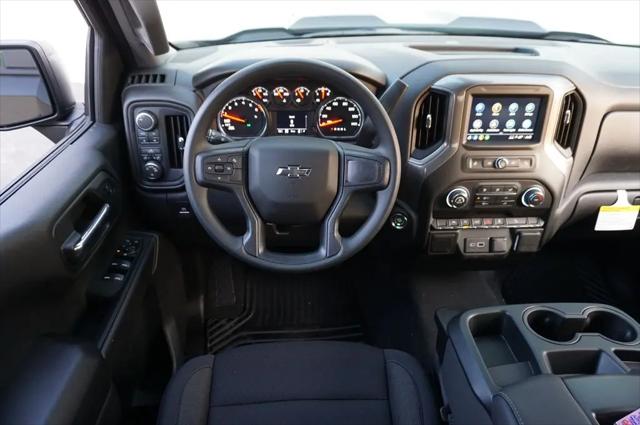 2026 Chevrolet Silverado 1500 4WD Crew Cab Standard Bed Custom Trail Boss
