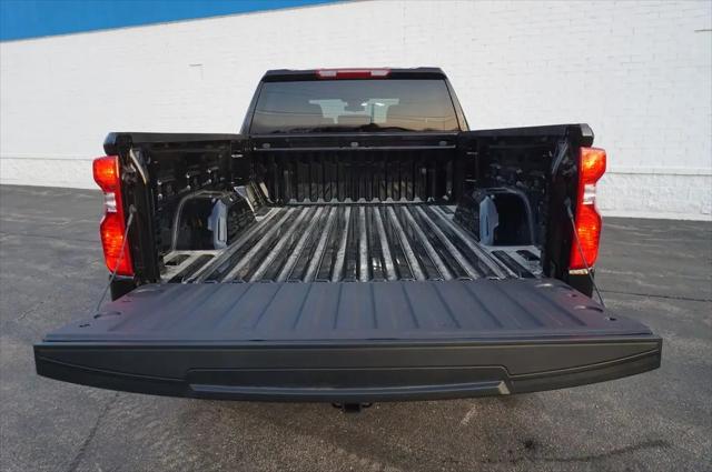 2026 Chevrolet Silverado 1500 4WD Crew Cab Standard Bed Custom Trail Boss
