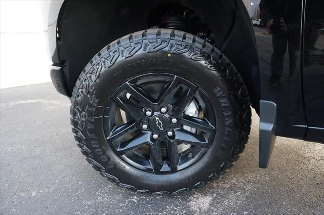 2026 Chevrolet Silverado 1500 4WD Crew Cab Standard Bed Custom Trail Boss