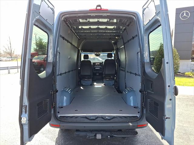 2024 Mercedes-Benz Sprinter 2500 Standard Roof 4-Cyl Diesel HO