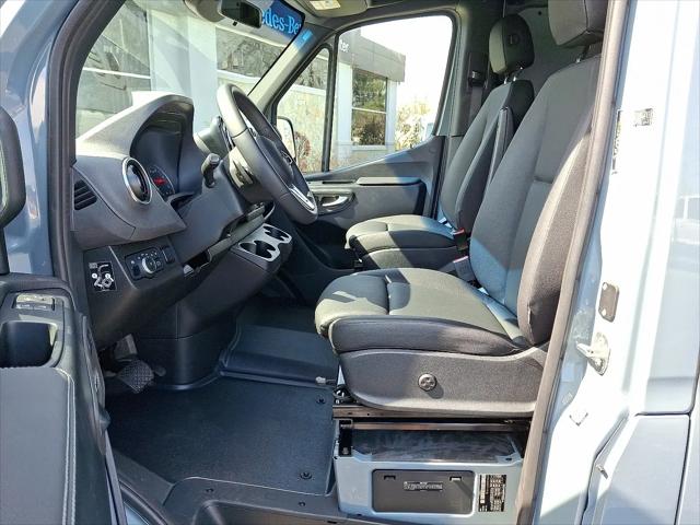 2024 Mercedes-Benz Sprinter 2500 Standard Roof 4-Cyl Diesel HO