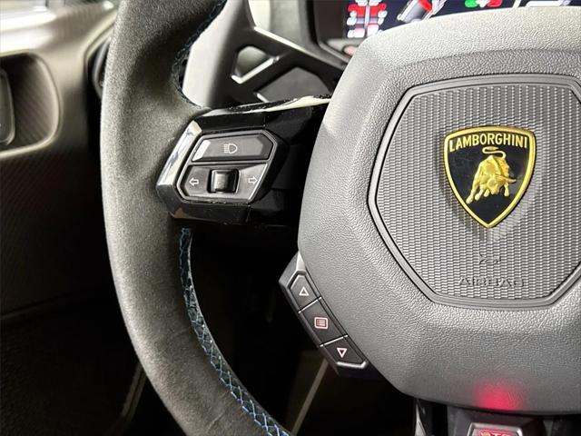2022 Lamborghini Huracan Coupe