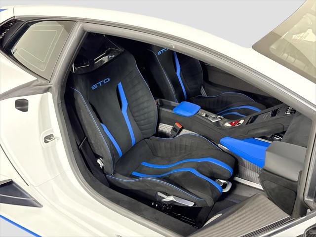 2022 Lamborghini Huracan Coupe