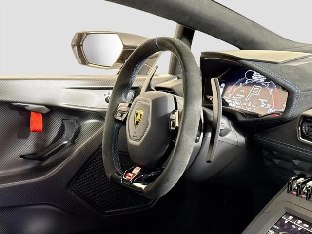 2022 Lamborghini Huracan Coupe
