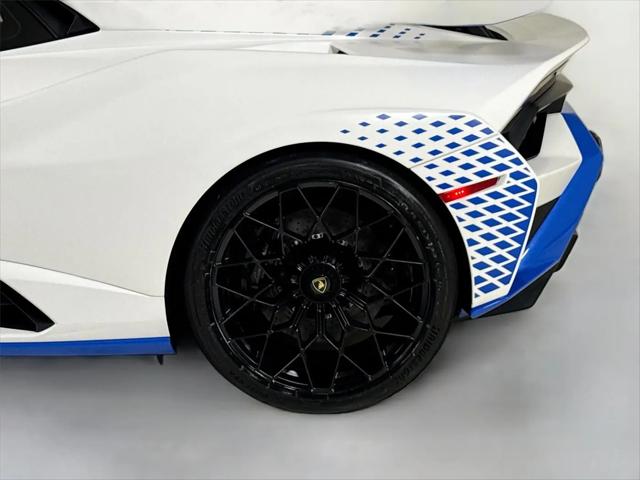 2022 Lamborghini Huracan Coupe