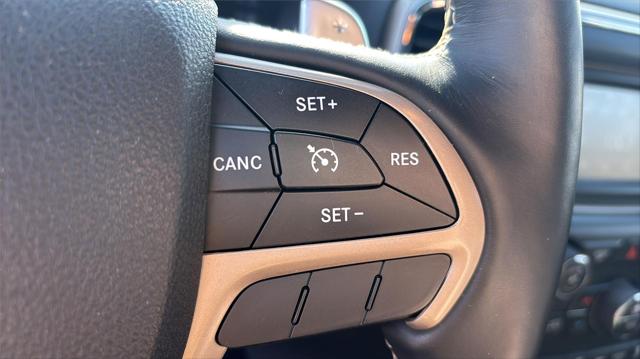 2017 Jeep Grand Cherokee Limited 4x2