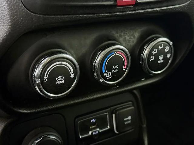 2017 Jeep Renegade Altitude 4x4