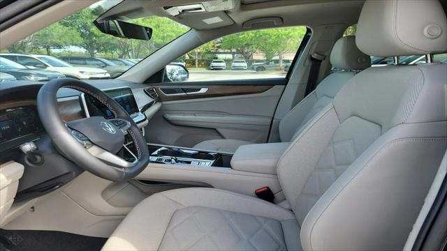2026 Volkswagen Atlas SE with Technology