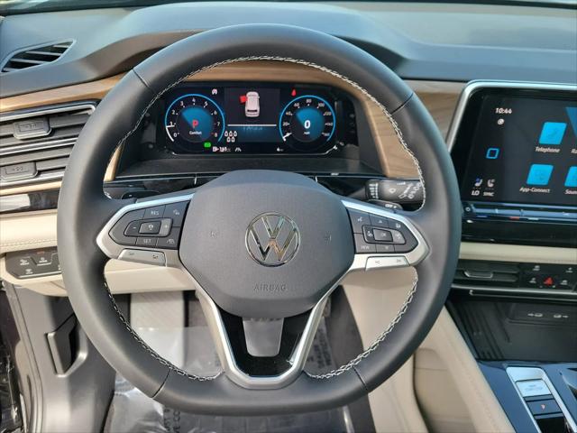 2026 Volkswagen Atlas SE with Technology