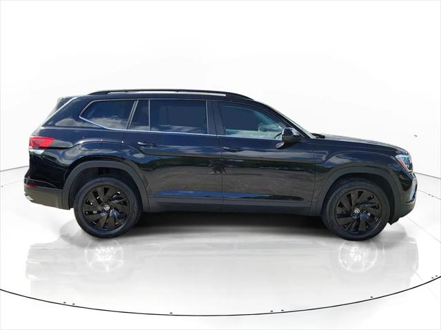 2026 Volkswagen Atlas SE with Technology
