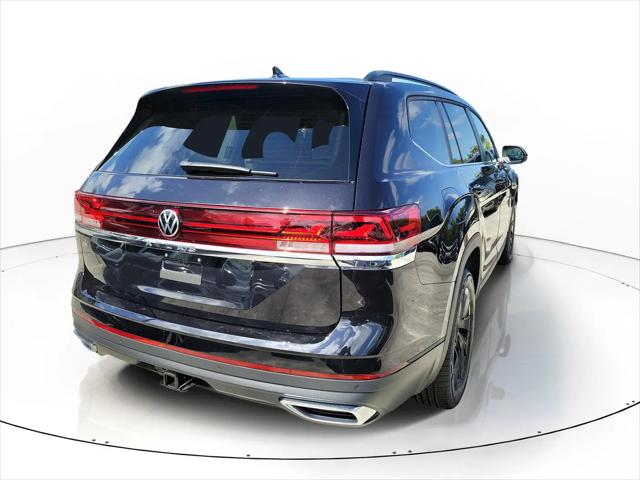2026 Volkswagen Atlas SE with Technology