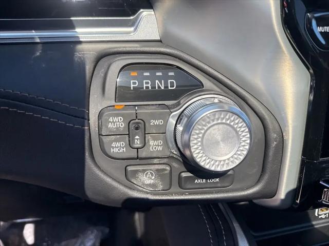 2026 Ram 1500 Tungsten Crew Cab 4x4 5'7" Box
