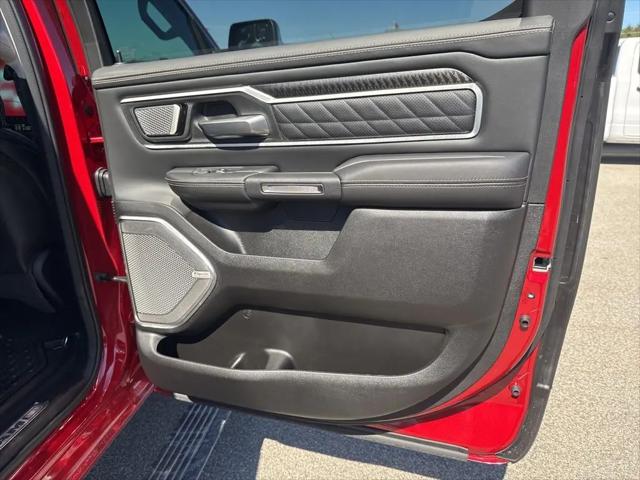 2026 Ram 1500 Tungsten Crew Cab 4x4 5'7" Box